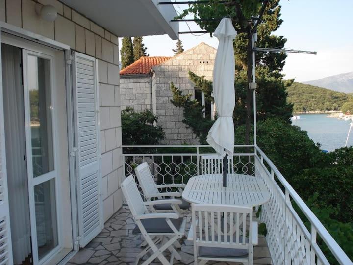 Apartments Luka Đảo Korčula Ngoại thất bức ảnh